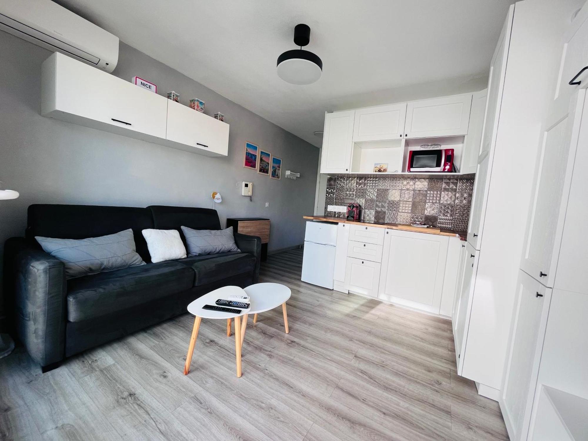 Studio Terrasse Et Parking Prive Nice Exterior foto